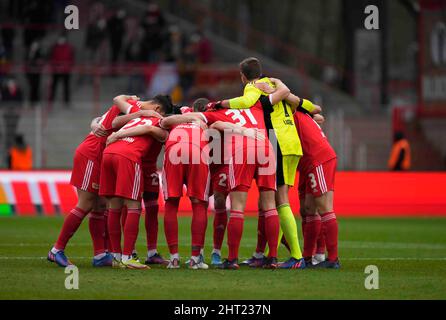 Berlino, Germania, Bundesliga tedesca, 26 febbraio 2022: Union Berlin befoe Union Berlin vs FSV Mainz 05, Bundesliga, presso Stadion an der Alten FÃ¶rsterei. Prezzo Kim/CSM. Foto Stock