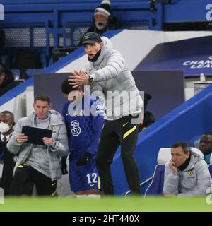 Londra, Regno Unito. 26th Feb 2022. Il direttore del Chelsea Thomas Tuchel durante la partita della UEFA Champions League tra Chelsea e Lille a Stamford Bridge, Londra, Inghilterra, il 22 febbraio 2022. Foto di Ken Sparks. Solo per uso editoriale, licenza richiesta per uso commerciale. Nessun utilizzo nelle scommesse, nei giochi o nelle pubblicazioni di un singolo club/campionato/giocatore. Credit: UK Sports Pics Ltd/Alamy Live News Foto Stock