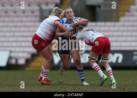 DARLINGTON, REGNO UNITO. FEBBRAIO 26th Cara Cookland di Durham Mowden Park Sharks in azione durante la partita FEMMINILE ALLIANZ PREMIER 15S tra DMP Durham Sharks e Harlequins alla Northern Echo Arena di Darlington sabato 26th febbraio 2022. (Credit: Mark Fletcher | MI News) Credit: MI News & Sport /Alamy Live News Foto Stock