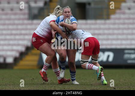 DARLINGTON, REGNO UNITO. FEBBRAIO 26th Cara Cookland di Durham Mowden Park Sharks in azione durante la partita FEMMINILE ALLIANZ PREMIER 15S tra DMP Durham Sharks e Harlequins alla Northern Echo Arena di Darlington sabato 26th febbraio 2022. (Credit: Mark Fletcher | MI News) Credit: MI News & Sport /Alamy Live News Foto Stock