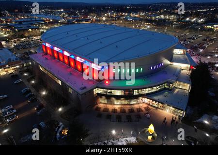 Vista aerea della Spokane Veterans Memorial Arena, sabato 26 febbraio 2022, a Spokane, Washington la struttura è la sede dei capi Spokane di Th Foto Stock