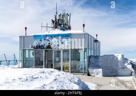 Tram Olympos Teleferik fino al punto più alto di Tahtali 2365m Foto Stock