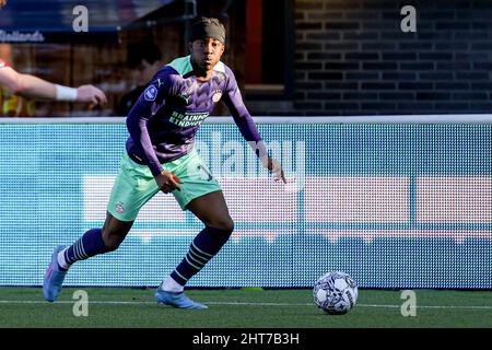 ROTTERDAM, PAESI BASSI - 27 FEBBRAIO: Noni Madueke della PSV Eindhoven durante la partita olandese Eredivie tra Sparta Rotterdam e PSV a Sparta-Stadion Het Kasteel il 27 febbraio 2022 a Rotterdam, Paesi Bassi (Foto di Herman Dingler/Orange Pictures) Foto Stock