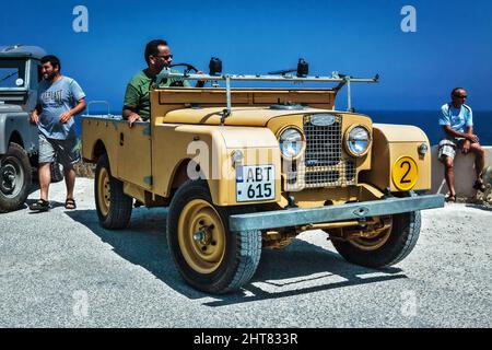 Vecchia Land Rover iconica britannica Foto Stock