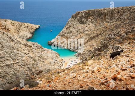 Beatufil vista sopra la spiaggia di Limania seitana, Creta, Grecia Foto Stock
