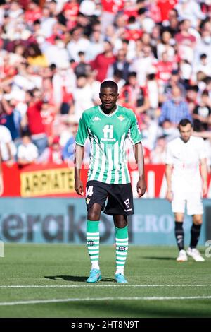 Siviglia, Spagna. 27th Feb 2022. William Carvalho di Real Betis visto durante la partita di LaLiga Santander 2021/2022 tra Sevilla FC e Real Betis allo Stadio Ramon Sanchez-Pizjuan. Punteggio finale; Sevilla 2:1 Real Betis. Credit: SOPA Images Limited/Alamy Live News Foto Stock