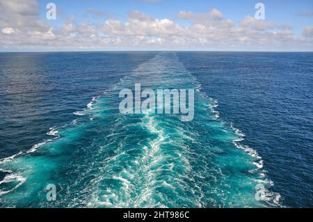 Risveglio da MS Eurodam nave da crociera, Mare del Nord Europa Foto Stock