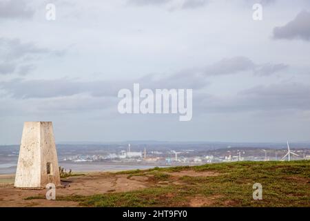 Punto di trig di indagine di ordnance sulla cima di Helsby Hill in Cheshire Inghilterra Foto Stock