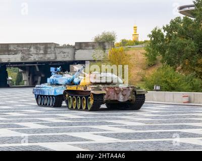 Dipinto WW2 carri armati al Museo Nazionale di Storia dell'Ucraina nella seconda Guerra Mondiale (ex Museo della Grande Guerra Patriottica), Kiev, Ucraina Foto Stock