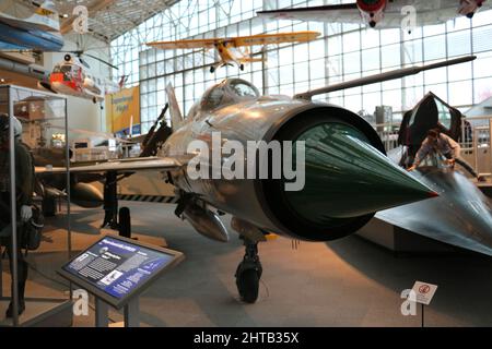 I jet, aerei ed elicotteri nel museo dell'aviazione di Seattle, USA Foto Stock