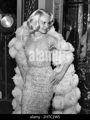 CARROLL BAKER nel CARPETBAGGERS (1964), diretto DA EDWARD DMYTRYK. Credito: PARAMOUNT/EMBASSY/Album Foto Stock