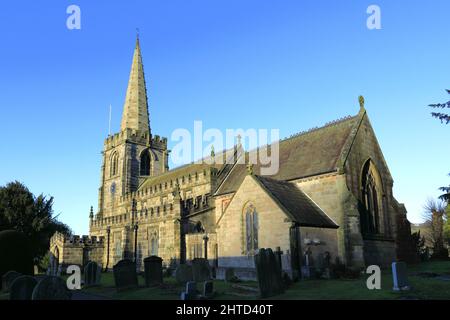 St Michaels chiesa, Hathersage village, Derbyshire, Parco Nazionale di Peak District, England, Regno Unito Foto Stock