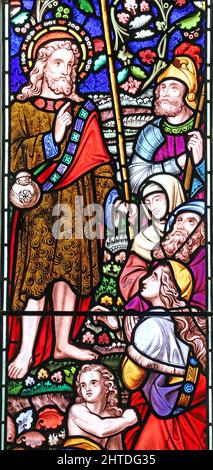 Una vetrata che raffigura la predicazione di San Giovanni Battista al popolo, la chiesa di San Giovanni Battista, Mathon, herefordshire Foto Stock