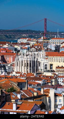 Tetti di Lisbona dal Miradouro da Graa, Alfama, Lisbona, Portogallo. Foto Stock