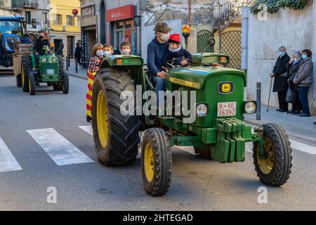 Sfilata del giorno di Sant Antoni, Sant Feliu de Codines, Catalogna, Spagna. Foto Stock