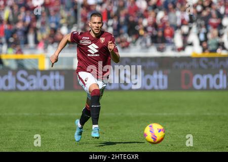 Torino, Italia. 27th, febbraio 2022. Marko Pjaca (11) di Torino ha visto durante la Serie un incontro tra Torino e Cagliari allo Stadio Olimpico di Torino. (Photo credit: Gonzales Photo - Tommaso Fimiano). Foto Stock