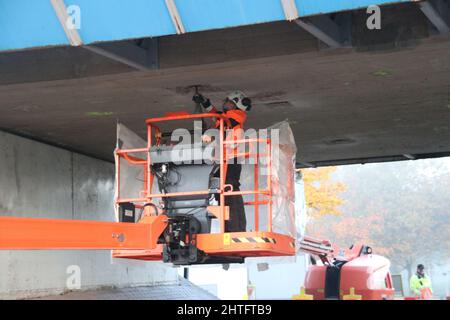 Ristrutturazione cosnetica della stazione ferroviaria Nieuwerkerk aan den IJssel di NS nei Paesi Bassi Foto Stock