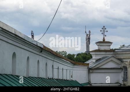 La vista dall'alto della Madre Patria a Kiev Foto Stock