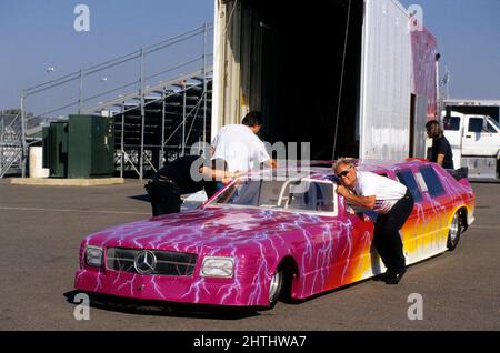 LA CULTURA AUTOMOBILISTICA AMERICANA LA PIÙ VELOCE MERCEDES LIMOUSINE al mondo Jim JET Nielson Mercedes Foto Stock