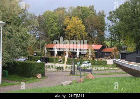 Restaurant de Dames a Leefgoed de olifant alla strada dike lungo il fiume Hollandsche IJssel a Nieuwerkerk aan den IJssel Paesi Bassi Foto Stock