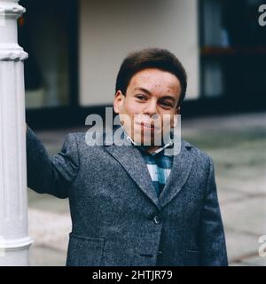 Warwick Davis, britischer Schauspieler, Titelheld aus dem amerikanischen Film: Willow von 1988. Warwick Davis, attore britannico, personaggio del titolo del film americano del 1988: Willow. Foto Stock