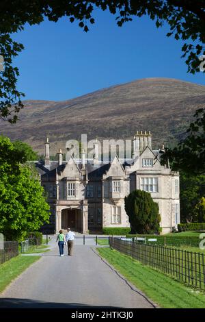 Muckross House 19th Century Neo-Elizabethan casa signorile, Killarney National Park, Killarney, County Kerry, Irlanda Foto Stock