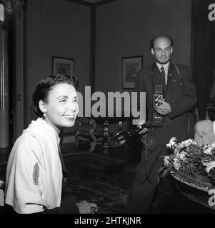 Lena Horne. Cantante e attrice americana, 1917-2010. Foto durante la visita in Svezia 1952. Kristoffersson Ref BG92-12 Foto Stock