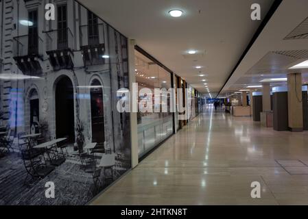 Centri commerciali Milton Keynes nel centro di Milton Keynes e Midsummer Arcade e Midsummer Place Foto Stock