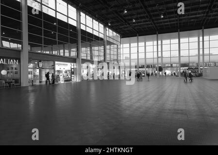 Centri commerciali Milton Keynes nel centro di Milton Keynes e Midsummer Arcade e Midsummer Place Foto Stock