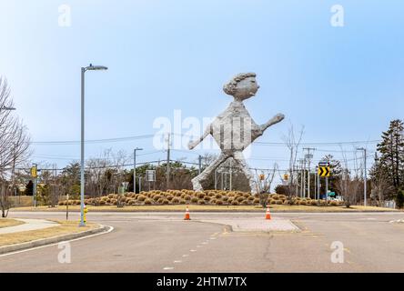 Scultura Donald Baechler all'aeroporto di Gabreski Foto Stock