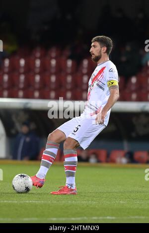 Benevento, Italia. 01st Mar 2022. Bianchetti (Cremonese) durante Benevento Calcio vs US Cremonese, partita di calcio italiana Serie B a Benevento, Italia, Marzo 01 2022 Credit: Agenzia fotografica indipendente/Alamy Live News Foto Stock