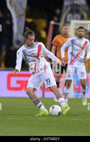 Benevento, Italia. 01st Mar 2022. Castagnetti (Cremonese) durante Benevento Calcio vs US Cremonese, partita di calcio italiana Serie B a Benevento, Italia, Marzo 01 2022 Credit: Independent Photo Agency/Alamy Live News Foto Stock