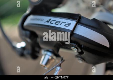 Deragliatore posteriore per biciclette Shimano Acera. Componenti per biciclette Foto Stock