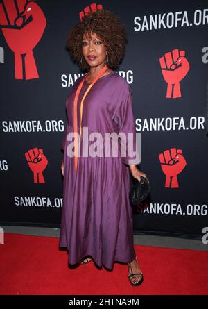 New York, NY, USA. 1st Mar 2022. Alfre Woodard in partecipazione all'Inaugural Harry Belafonte Social Justice Awards HB95 Benefit, The Town Hall, New York, NY 1 marzo 2022. Credit: CJ Rivera/Everett Collection/Alamy Live News Foto Stock