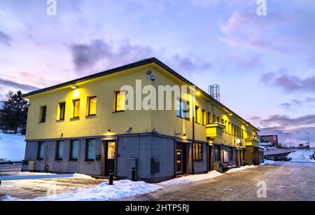 Edificio della stazione Narvik in Norvegia Foto Stock