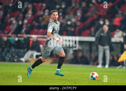 Berlino, Germania, 2 marzo 2022: Leart Paqarada del FC St Pauli durante Union Berlin vs FC St Pauli, Coppa di Germania, allo Stadion an der Alten FÃ¶rsterei. Prezzo Kim/CSM. Foto Stock