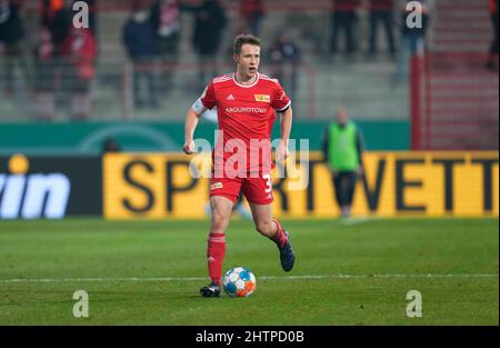 Berlino, Germania, 2 marzo 2022: Paul Jaeckel dell'Unione di Berlino durante l'Unione Berlino contro FC St. Pauli, Coppa di Germania, allo Stadion an der Alten FÃ¶rsterei. Prezzo Kim/CSM. Foto Stock