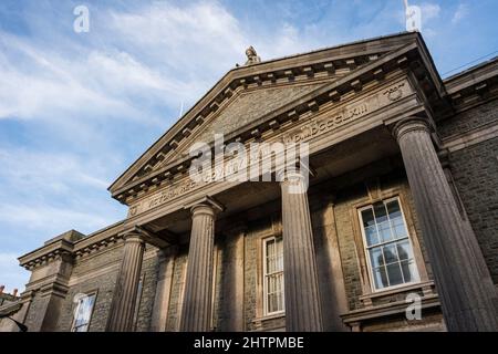 County Hall Building, Caernarfon, Gwynedd, Galles, Regno Unito Foto Stock