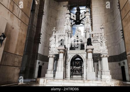 Santo Domingo, Repubblica Dominicana - 11 gennaio 2017: L'interno del faro di Colombo, un monumento mausoleo in omaggio a Cristoforo Colombo Foto Stock