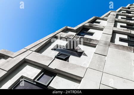 Santo Domingo, Repubblica Dominicana - 11 gennaio 2017: Muro del monumento commemorativo del faro di Colombo. La costruzione iniziò nel 1986, utilizzando i piani disegnati da Scott Foto Stock