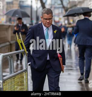 Londra, Inghilterra, Regno Unito. 2nd Mar 2022. COP26 il presidente ALOK SHARMA s visto arrivare a Downing Street. (Credit Image: © Tayfun Salci/ZUMA Press Wire) Credit: ZUMA Press, Inc./Alamy Live News Foto Stock