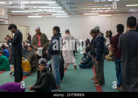 Roma, Italia 25/03/2016: Venerdì preghiera al Centro Musulmani di Torpignattara. ©Andrea Sabbadini Foto Stock