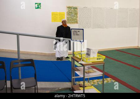 Roma, Italia 25/03/2016: Venerdì preghiera al Centro Musulmani di Torpignattara. ©Andrea Sabbadini Foto Stock