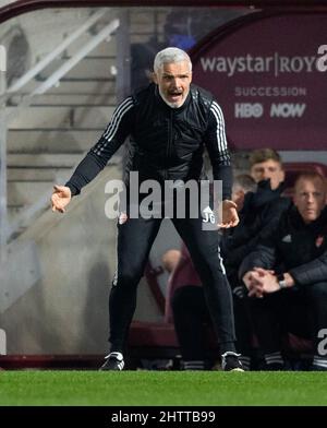 Edimburgo, Regno Unito. 02nd Mar, 2022. Cinch Premiership - Heart of Midlothian / Aberdeen 02/03/2022 Pic mostra: Il manager di Aberdeen, Jim Goodwin, grida istruzioni ai suoi giocatori dai margini mentre i cuori ospitano Aberdeen nella Cinch Premiership al Tynecastle Park di Edimburgo. Credit: Ian Jacobs/Alamy Live News Foto Stock