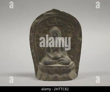 Arte ispirata al Buddha seduto, 16th–19th secolo, Tibet, ceramica senza vetri, 5 1/4 x 4 pollici (13,3 x 10,2 cm), scultura, opere classiche modernizzate da Artotop con un tuffo di modernità. Forme, colore e valore, impatto visivo accattivante sulle emozioni artistiche attraverso la libertà delle opere d'arte in modo contemporaneo. Un messaggio senza tempo che persegue una nuova direzione selvaggiamente creativa. Artisti che si rivolgono al supporto digitale e creano l'NFT Artotop Foto Stock