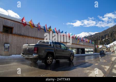 Il Centro Congressi di Davos, Svizzera, sede del Forum economico mondiale (WEF) Foto Stock