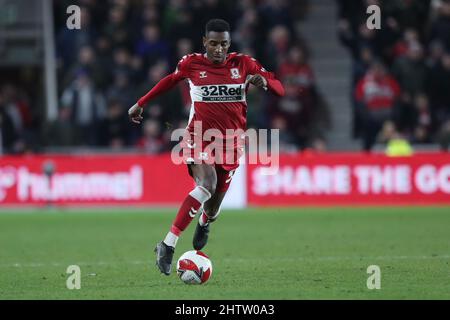 MIDDLESBROUGH, REGNO UNITO. MAR 1st Middlesbrough's Isaiah Jones durante la partita della fa Cup Fifth Round tra Middlesbrough e Tottenham Hotspur al Riverside Stadium, Middlesbrough martedì 1st marzo 2022. (Credit: Mark Fletcher | MI News) Credit: MI News & Sport /Alamy Live News Foto Stock