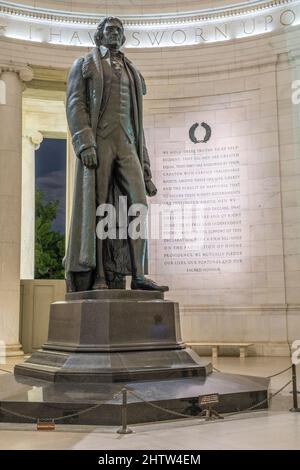 Washington, DC, Stati Uniti. Monumento commemorativo di Jefferson di notte. Foto Stock