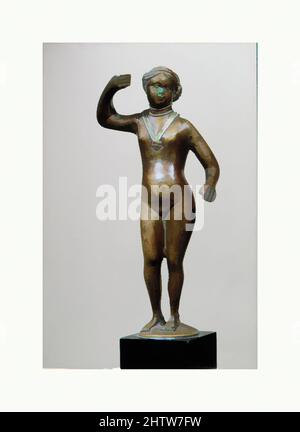 Arte ispirata a Venere, inizio 16th secolo, Germania meridionale, Bronzo, con patina naturale giallo-marrone, altezza: 11 1/2 poll. (29,2 cm), scultura-Bronzo, l’approccio volumetrico semplificato dello scultore è notevole anche tra i bronzi tedeschi, in cui la semplicità e la geometria sono state apprezzate, opere classiche modernizzate da Artotop con un tuffo di modernità. Forme, colore e valore, impatto visivo accattivante sulle emozioni artistiche attraverso la libertà delle opere d'arte in modo contemporaneo. Un messaggio senza tempo che persegue una nuova direzione selvaggiamente creativa. Artisti che si rivolgono al supporto digitale e creano l'NFT Artotop Foto Stock