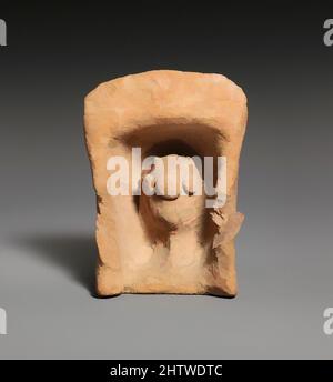 Arte ispirata al modello di terracotta di un santuario, Cialo-Arcaico II, ca. 600–480 a.C., cipriota, terracotta; fatta a mano, H. 3 15/16 poll. (10 cm), terracottas, il modello aveva originariamente lesene su entrambi i lati dell'apertura. La forma verticale all'interno è una rappresentazione aniconica delle opere classiche modernizzate da Artotop con un tuffo di modernità. Forme, colore e valore, impatto visivo accattivante sulle emozioni artistiche attraverso la libertà delle opere d'arte in modo contemporaneo. Un messaggio senza tempo che persegue una nuova direzione selvaggiamente creativa. Artisti che si rivolgono al supporto digitale e creano l'NFT Artotop Foto Stock